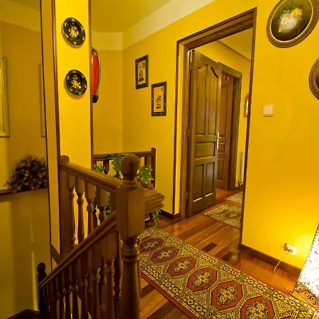 Miguel Angel Gasthuis Santillana del Mar